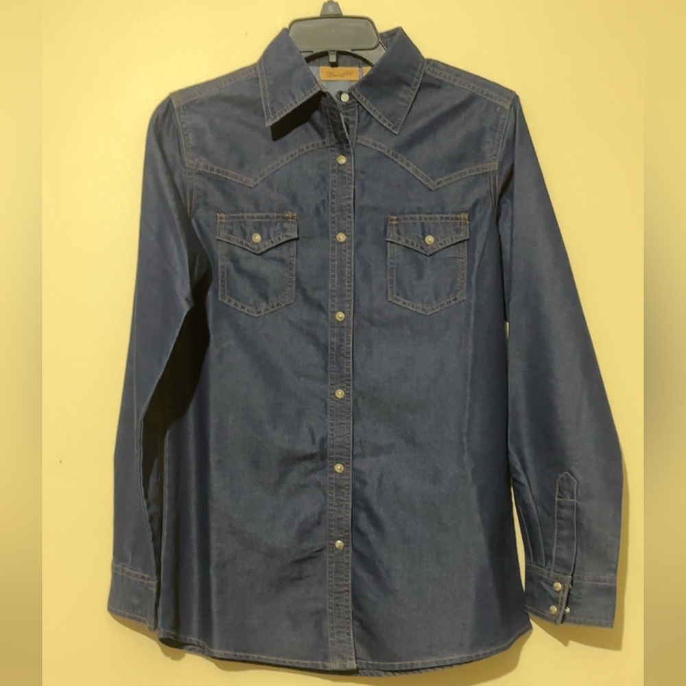 Wrangler Women’s Authentic Dark Blue Pearl Snap Denim Shirt